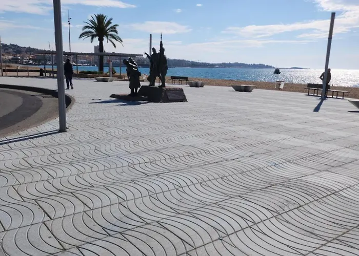 Studio De Vacances Frejus Plage